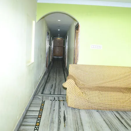 Hotel Sampark-3