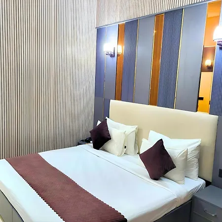 Hotel Rivlet By Carlton Suites-2
