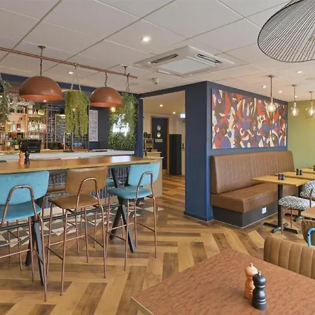 Travelodge Caterham Whyteleafe-2