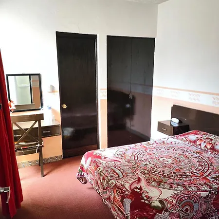 Hotel Mesón del Rey-2