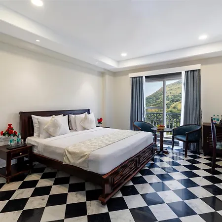 Kumbhalgarh Fort Resort Pure Veg-2