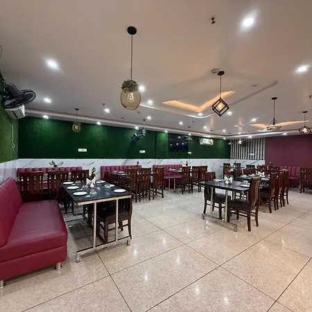Hotel Golden Meet-2