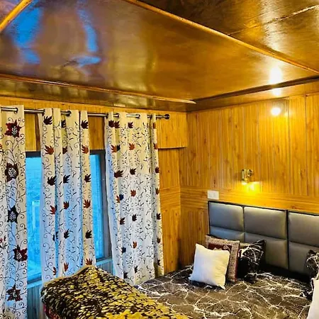 Hotel New Mount View Gulmarg-3