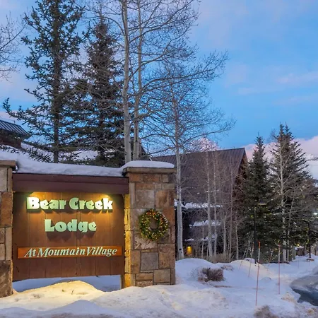 Bear Creek Lodge 303C Hotel Room-3