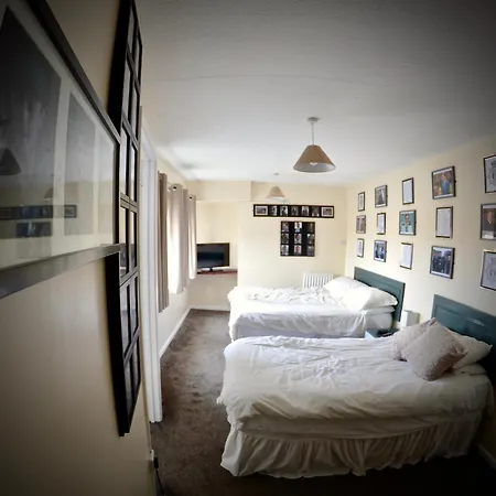 O'Gradys Hotel-2