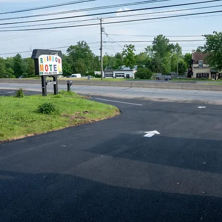 Rainbow Motel-2
