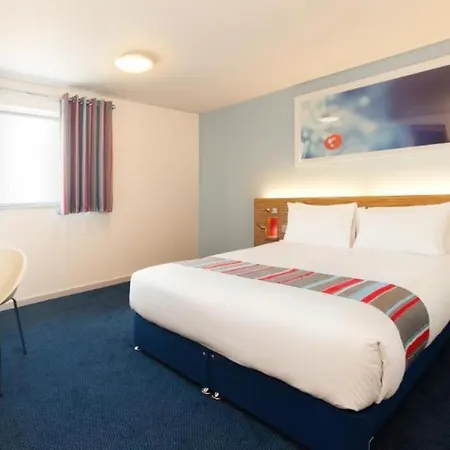 Travelodge Sunbury M3-3