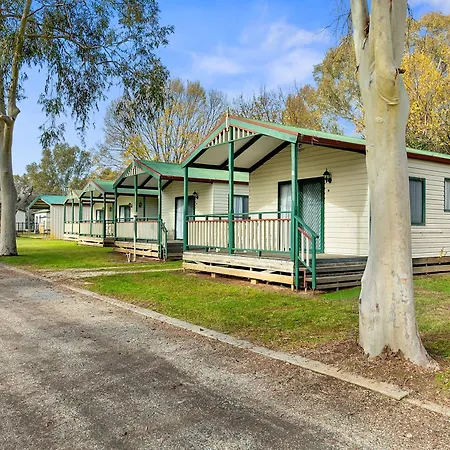 Howlong Caravan Park-3