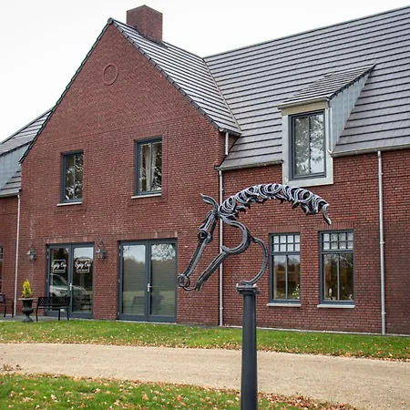 Eighty One Horse Boulevard-3