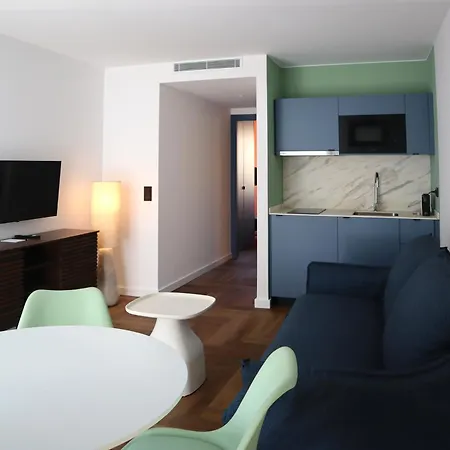 Aparthotel Divino Figueres By Fimedhotels-3