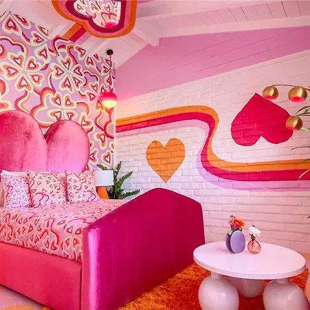 Trixie Motel-2