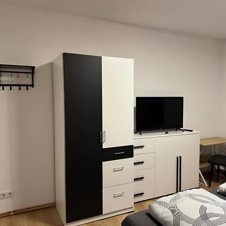 Pension zum Kanal-3