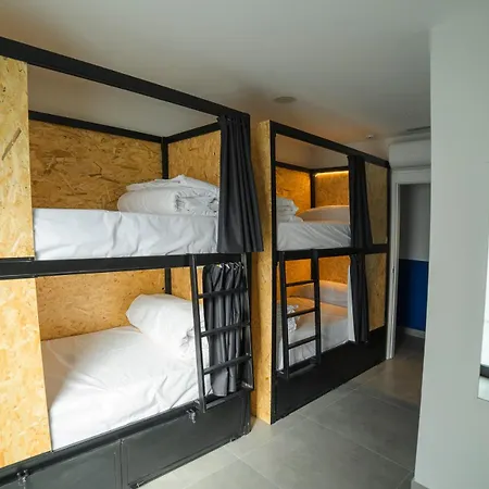 Hostel Nixar-2