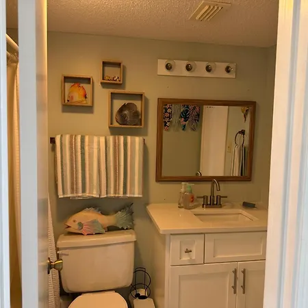 Latitude 107 2 Bedroom Walk To Beach-3