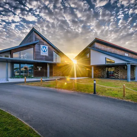 Landal Whalesborough Resort & Spa-2