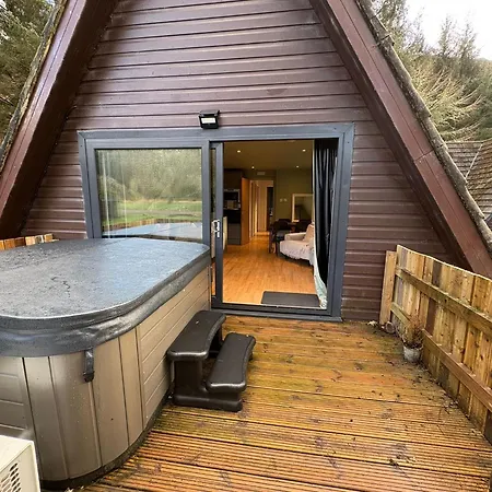 The Great Glen Getaway Lodge-2