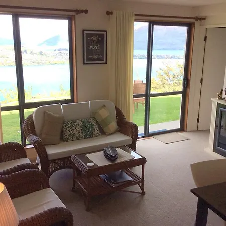 Alpine Suites Queenstown-3