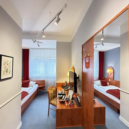 Hotel West An Der Bockenheimer Warte-2