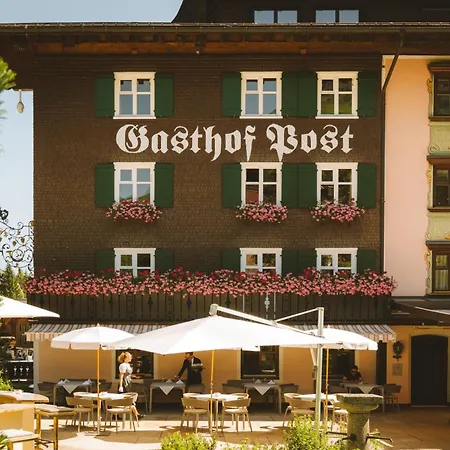Post Lech Arlberg-3