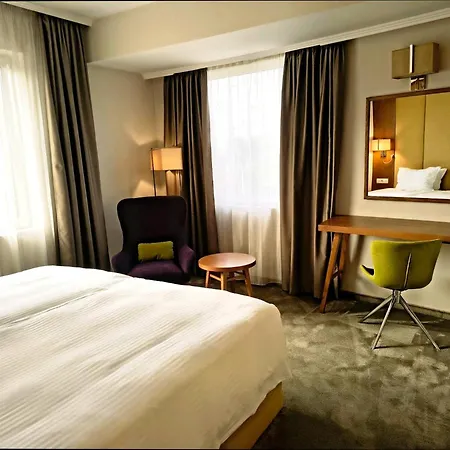 Hotel Golden Tulip Varna-3