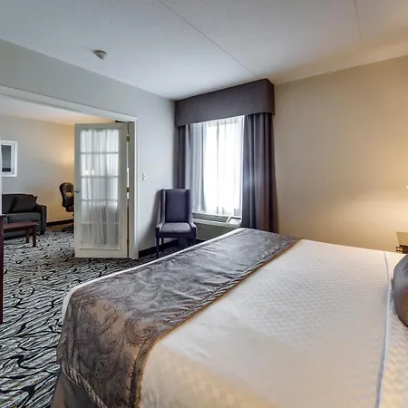 Monte Carlo Inn Oakville Suites-3