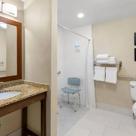 Comfort Suites Near Universal Orlando Resort-3