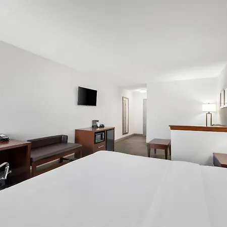 Comfort Inn & Suites Cincinnati Eastgate-3
