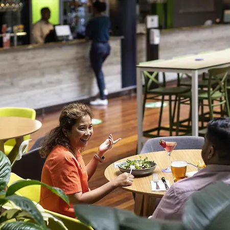 Novotel Darwin CBD-2