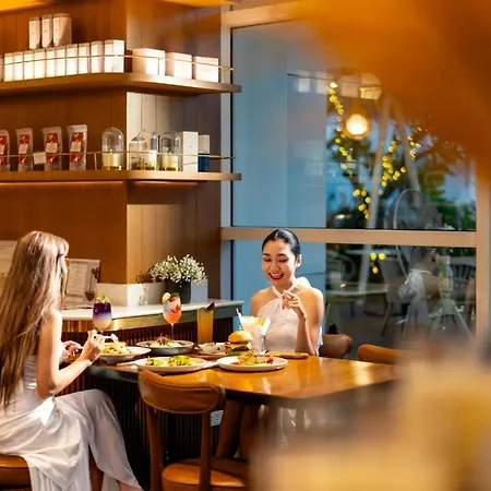 Dusit Suites Hotel Ratchadamri, Bangkok-3