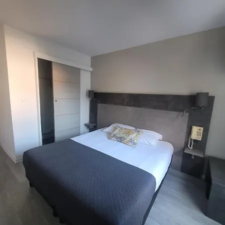 Hotel Novella Nantes Centre Gare-3