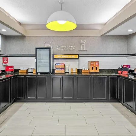 Hampton Inn Bloomington West-2