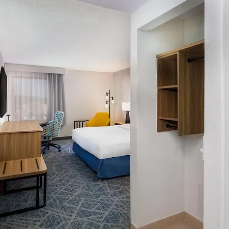 Hampton Inn Marietta-3