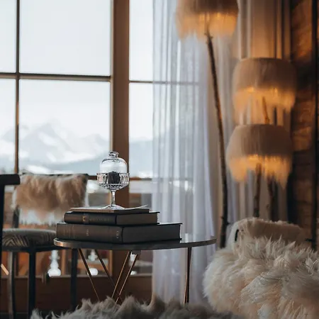 Hostellerie Du Pas De L'Ours "Relais Et Chateaux"-3