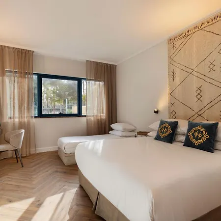 The Herbert Eilat-3