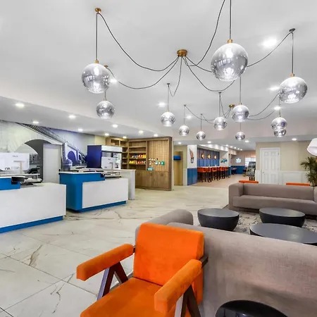 Quality Inn & Suites Lake Havasu City-2