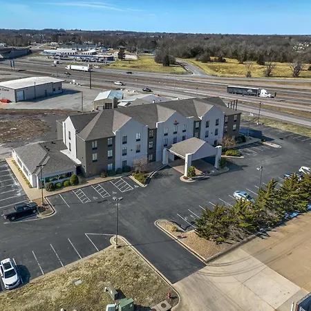 Comfort Inn Sullivan-3