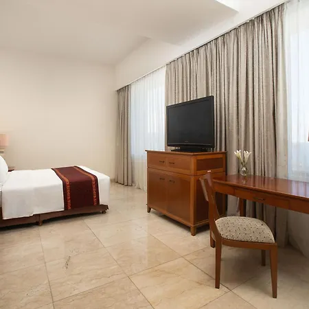 Aryaduta Manado-2