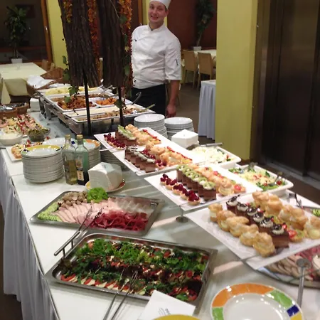Park Holiday Congress & Wellness Hotel-3