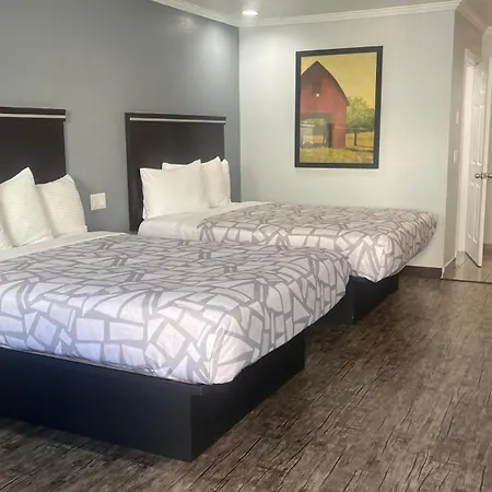 Laguna Inn And Suites-3
