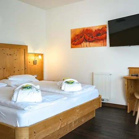 Garni Hotel Bel Vert-3