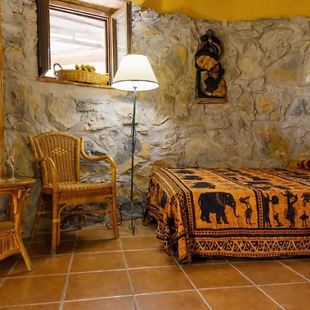 Hotel Selwo Lodge - Animal Park Tickets Included-3