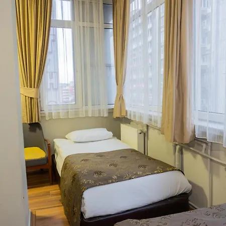 Tac Hotel-2