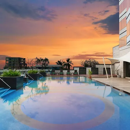 Holiday Inn Cochin By Ihg-2