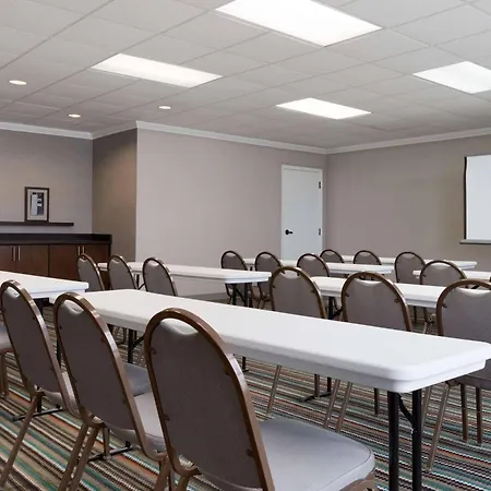 Country Inn & Suites By Radisson, Jackson, Tn-3