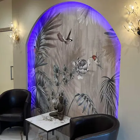 Contact Hotel Le Continental-3
