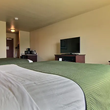 Cobblestone Inn & Suites - Carrington-3