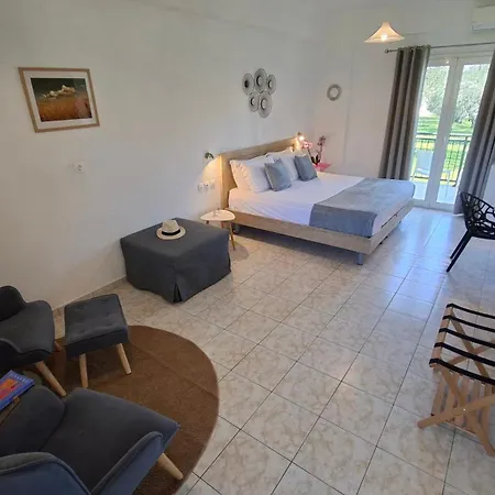 Yianetta Hotel & Suites-2