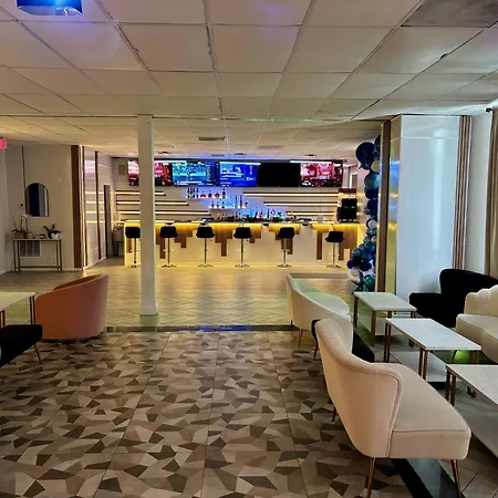 R Nite Star Hotel At Arlington Entertainment District-2