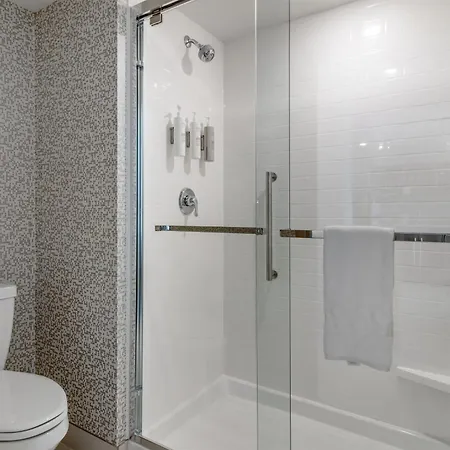 Home2 Suites By Hilton Bangor-2