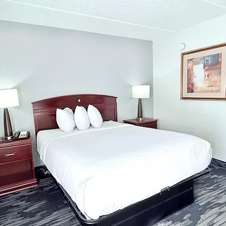 Baymont By Wyndham Michigan City-3